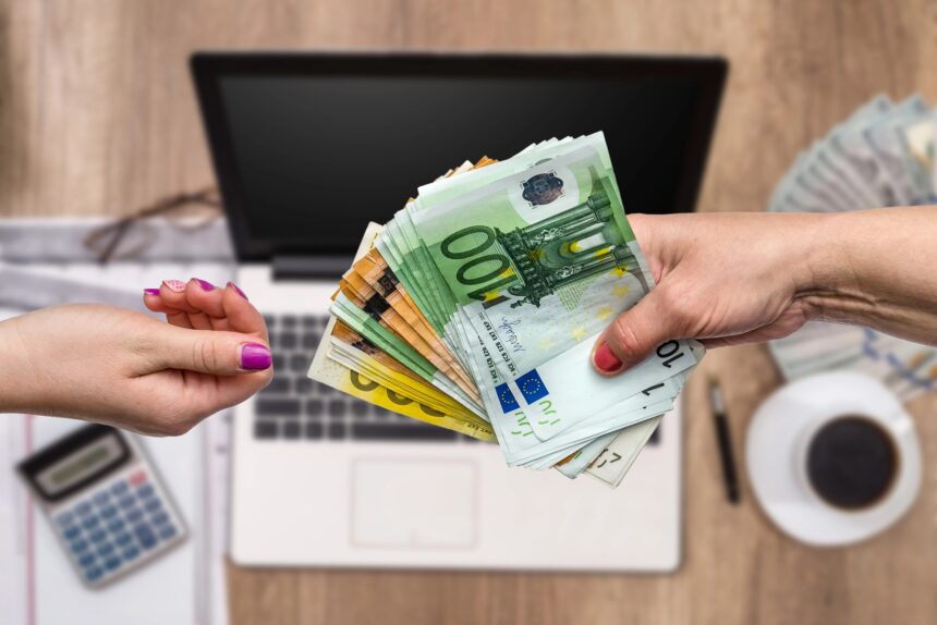 Peniaze, bankovky, euro