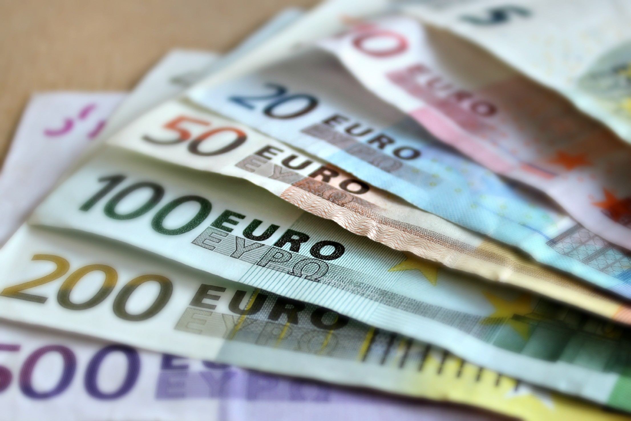 Peniaze, bankovky, euro